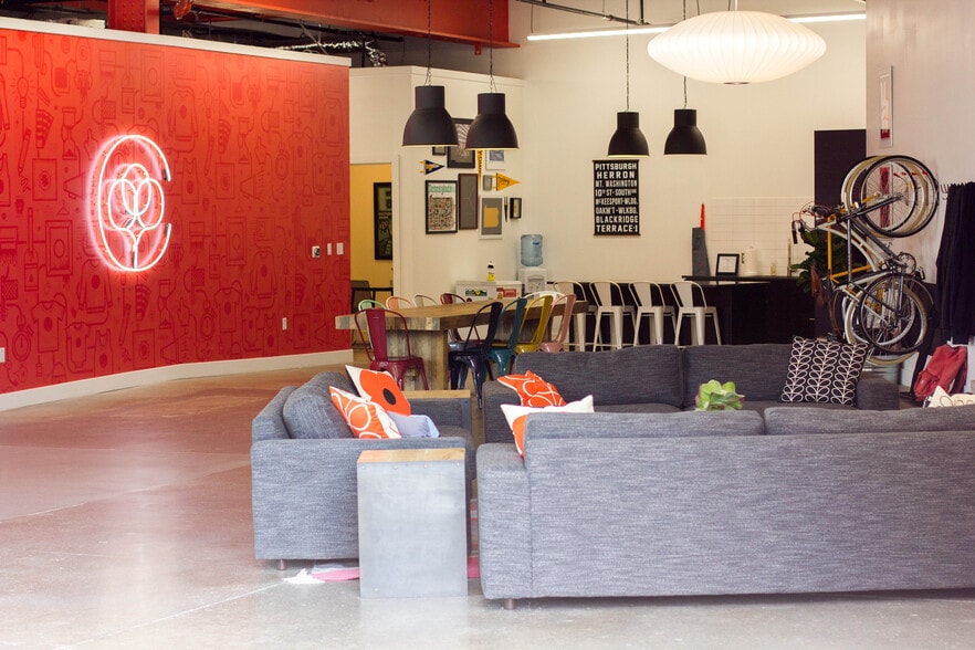 More Photos Of 6601 Hamilton Ave, Pittsburgh Office For Lease