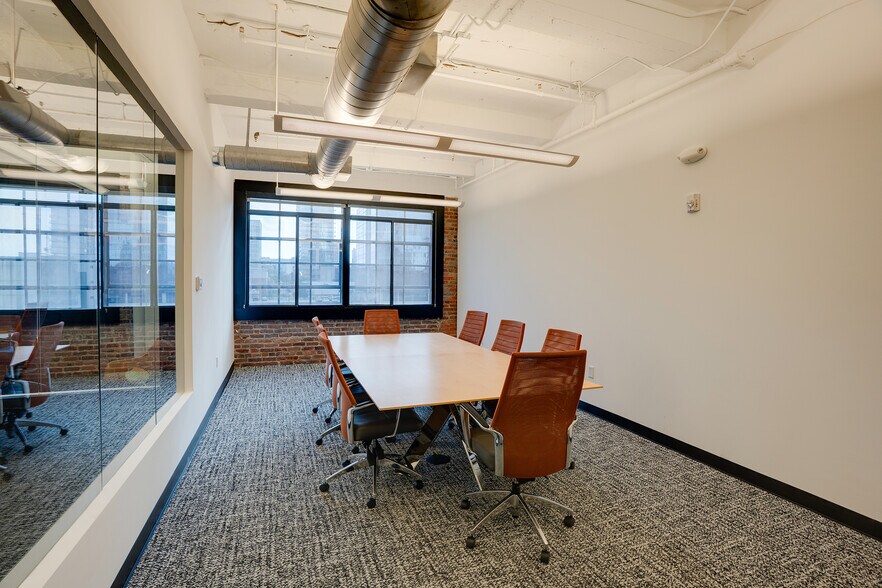 More Photos Of 209 10th Ave S, Nashville Office For Lease