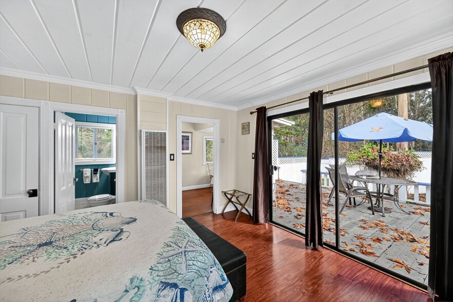 More Photos Of 620 El Salto Dr, Capitola Hospitality For Sale