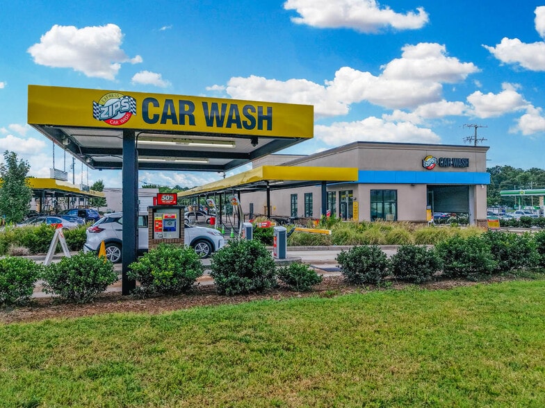 More Photos Of 2806 Patterson St, Greensboro Carwash For Sale