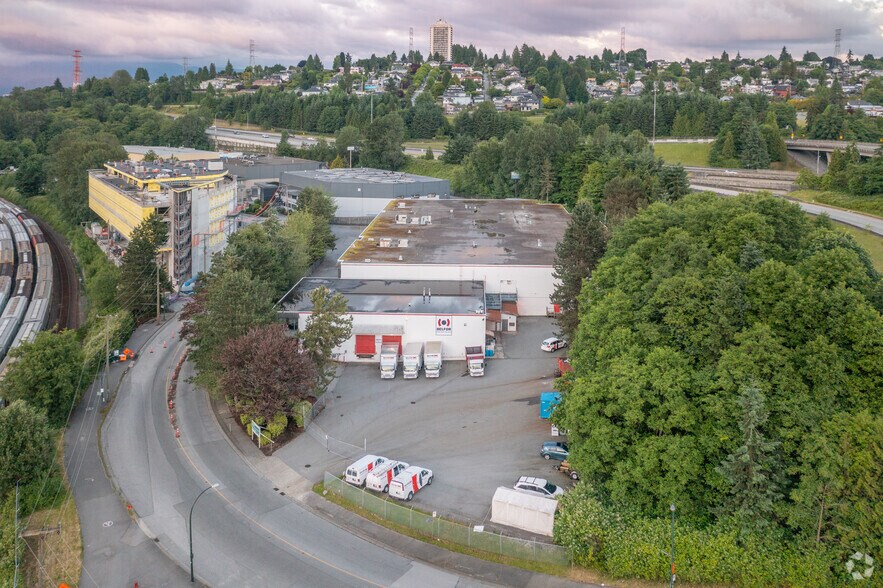 More Photos Of 3330 Bridgeway St, Vancouver Warehouse For Lease