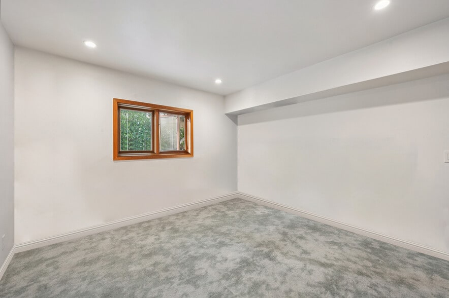 More Photos Of 1851 2nd St, San Rafael Apartments For Sale