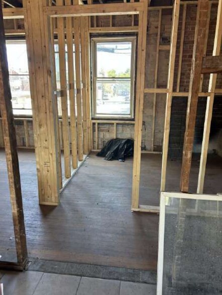 More Photos Of 701-711 W Wyoming Ave, Lockland Apartments For Sale