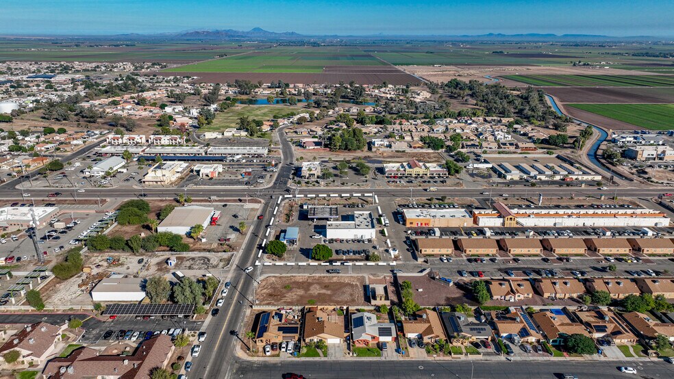 More Photos Of 611 E Main St, Somerton Service Station For Sale