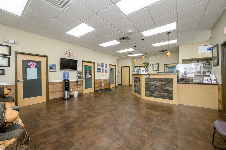 More Photos Of 612 Mount Pleasant Ave, West Orange Veterinarian Kennel For Sale