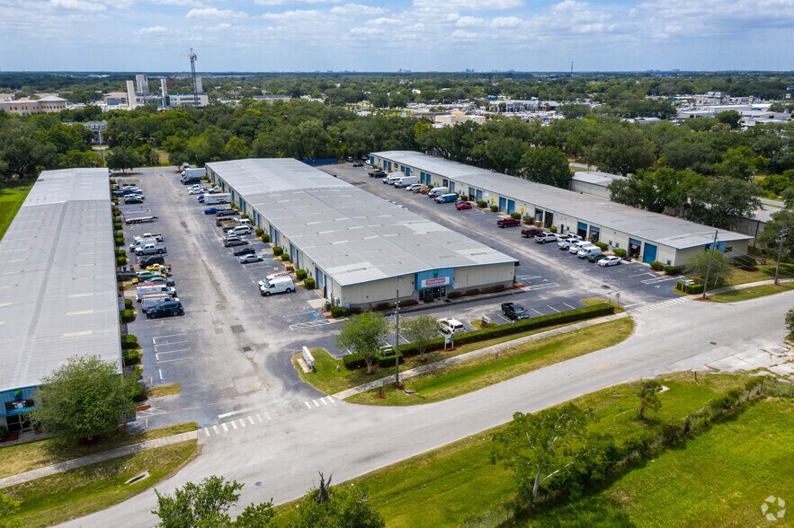 Primary Photo Of 2430-2440 Smith St, Kissimmee Unknown For Lease
