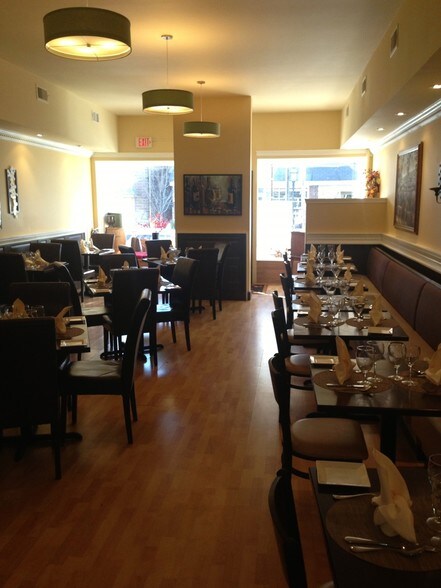 More Photos Of 31 S State St, Newtown Storefront Retail Residential For Lease