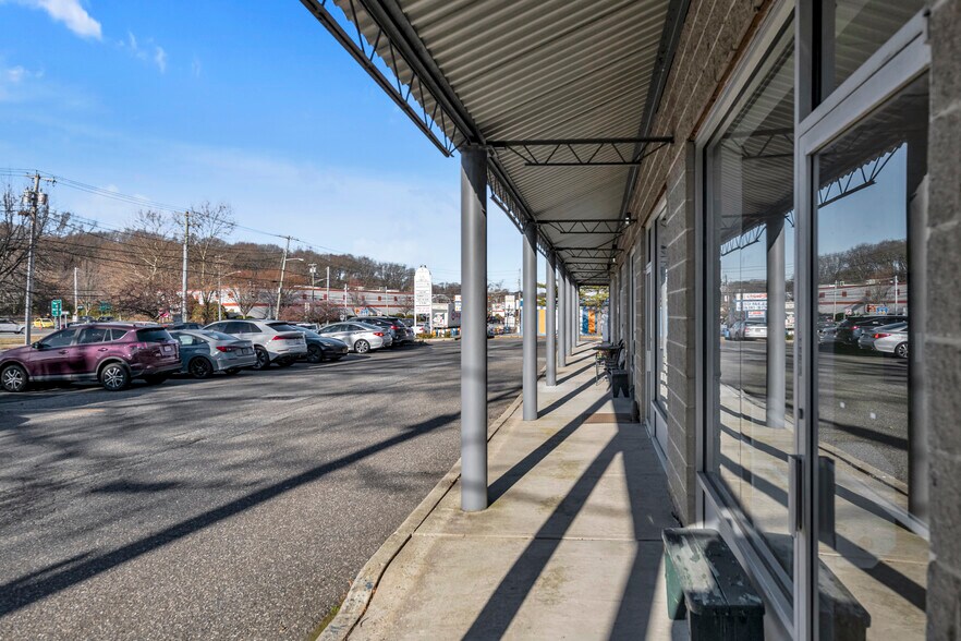 More Photos Of 15 Cr-66, Huntington Station Unknown For Lease