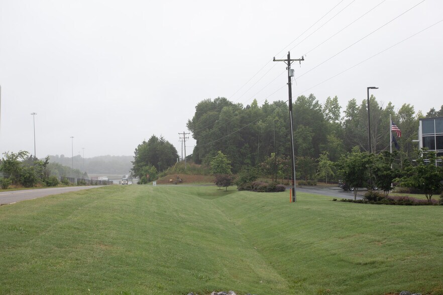 More Photos Of Park Commerce Rd, Greenville Unknown For Lease