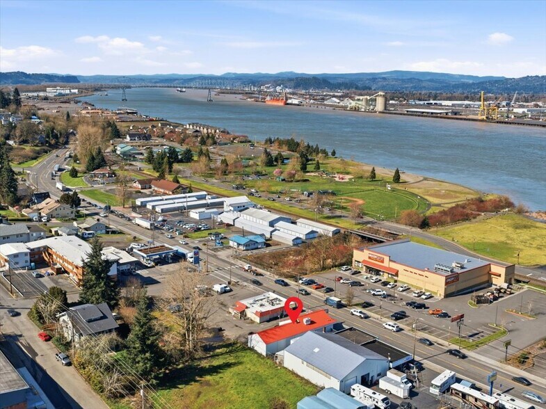 More Photos Of 222 W B St, Rainier General Retail For Sale