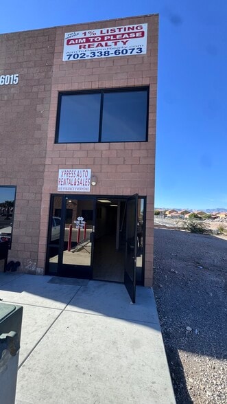 More Photos Of 6015 S Rainbow Blvd, Las Vegas Storefront Retail Office For Sale