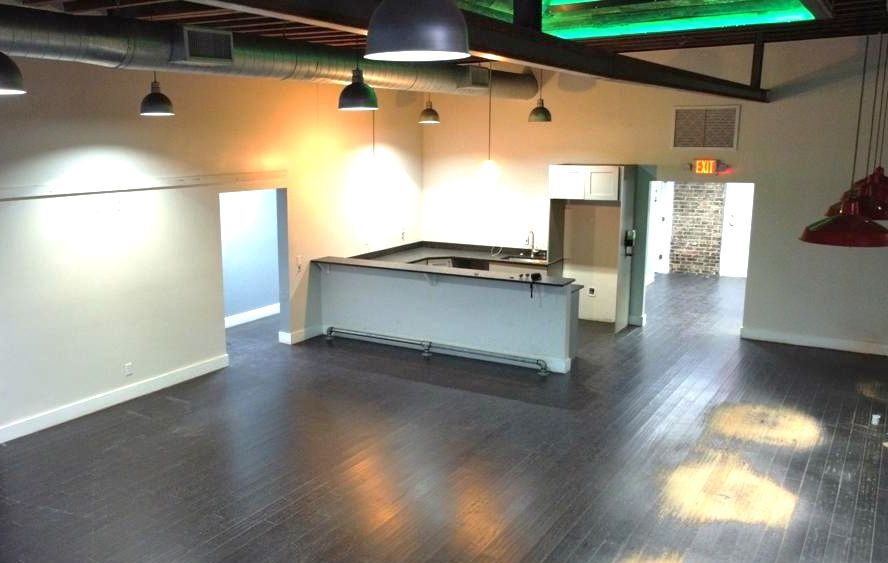 More Photos Of 1710 N 14th St, Tampa Storefront For Lease