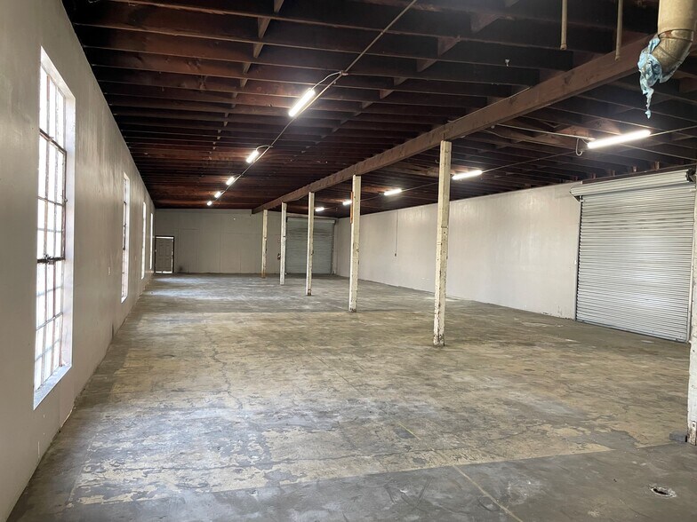 More Photos Of 1401 W 15th St, Long Beach Warehouse For Sale