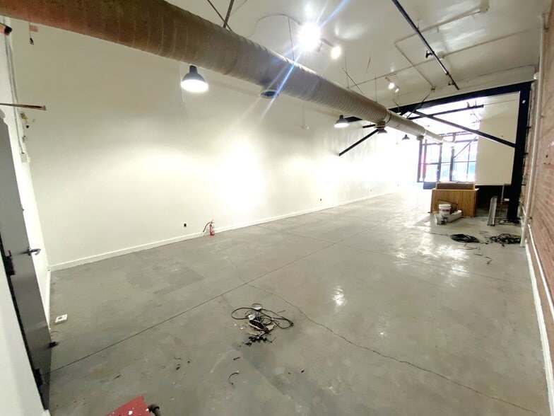 More Photos Of 116-120 E 5th St, Los Angeles Apartments For Lease