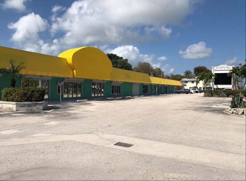 More Photos Of 105910 Overseas Hwy, Key Largo Restaurant For Lease