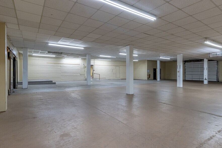 More Photos Of 845-845 N Florida Ave, Lakeland General Retail For Sale