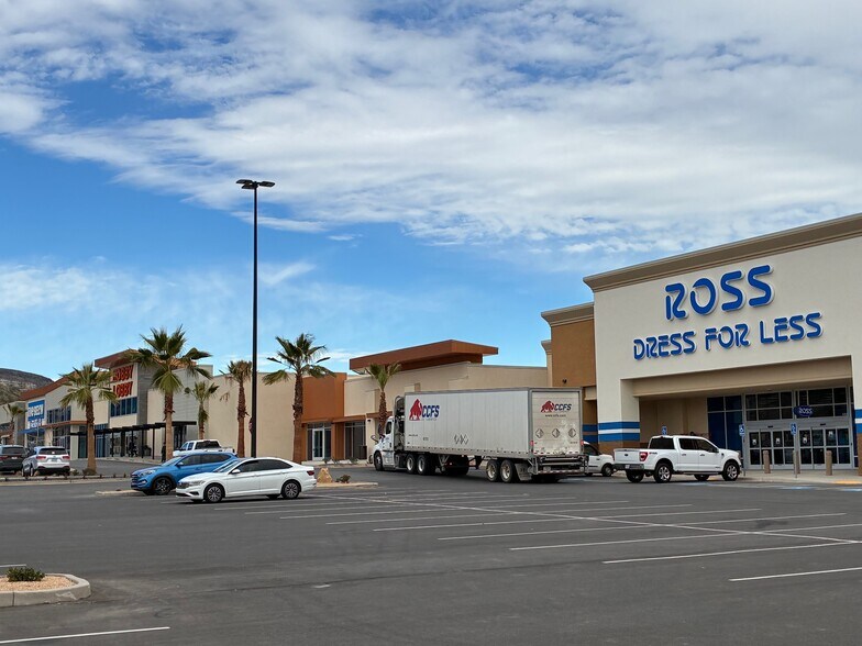 More Photos Of 735-899 S Bluff St, Saint George Unknown For Sale