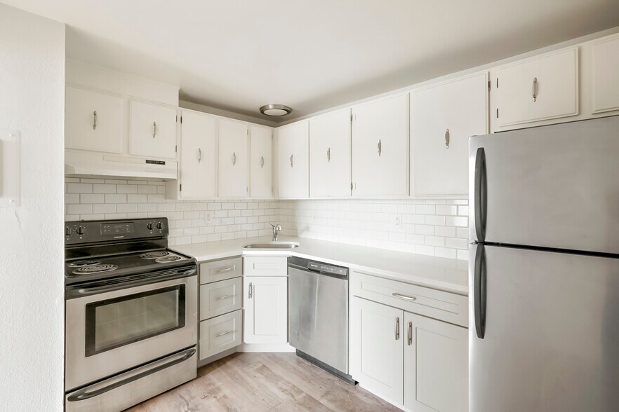 More Photos Of 2455 Bryant St, Denver Apartments For Sale
