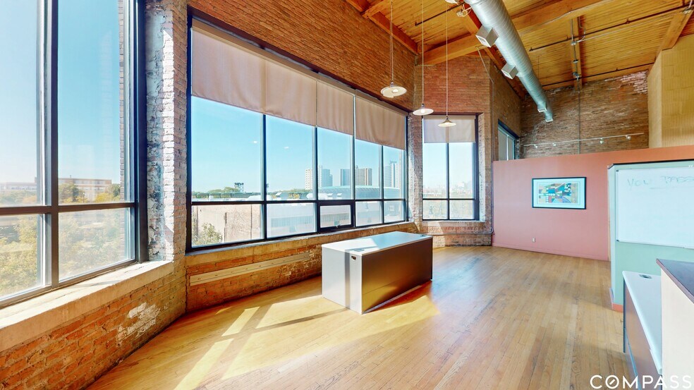 More Photos Of 2241 S Wabash Ave, Chicago Loft Creative Space For Sale
