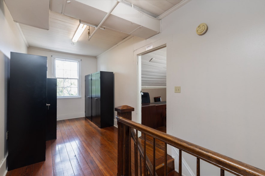 More Photos Of 245 Intendencia St, Pensacola Office Residential For Sale