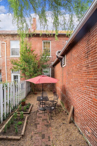 More Photos Of 100 W German St, Shepherdstown Storefront Retail Residential For Sale