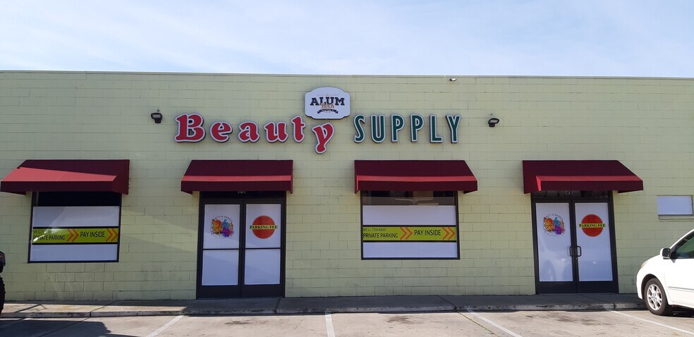 More Photos Of 1636-1638 Alum Rock Ave, San Jose Storefront For Sale