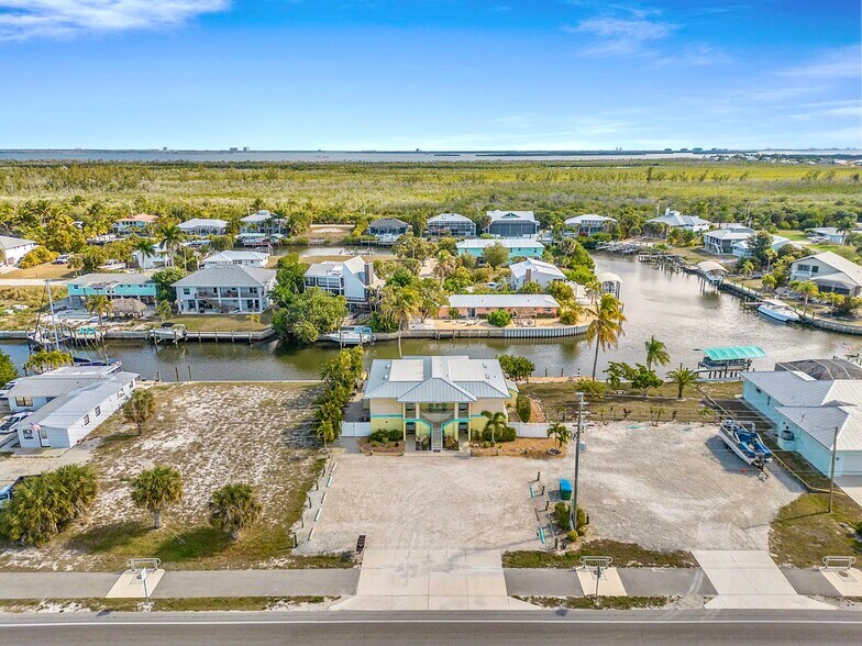 More Photos Of 3226 Stringfellow Rd, Saint James City Apartments For Sale