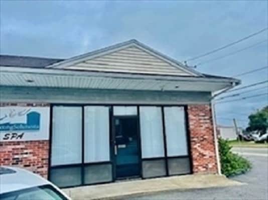 More Photos Of 132 S Main St, Acushnet Freestanding For Lease