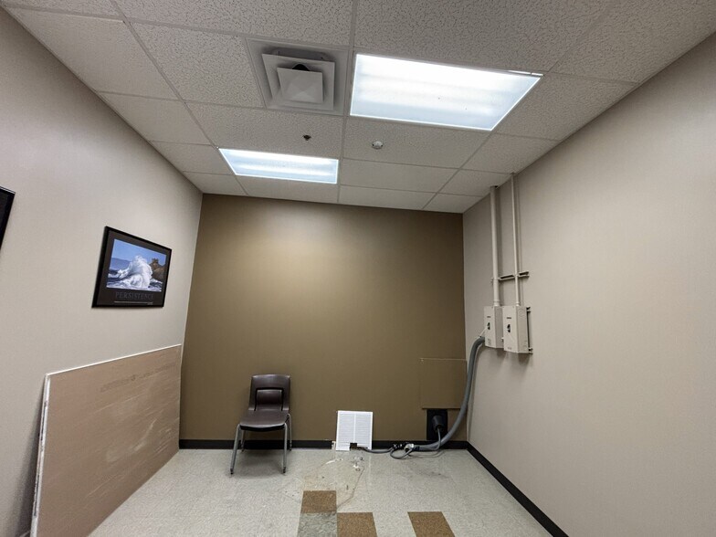 More Photos Of 16515 S 40th St, Phoenix Medical For Sale