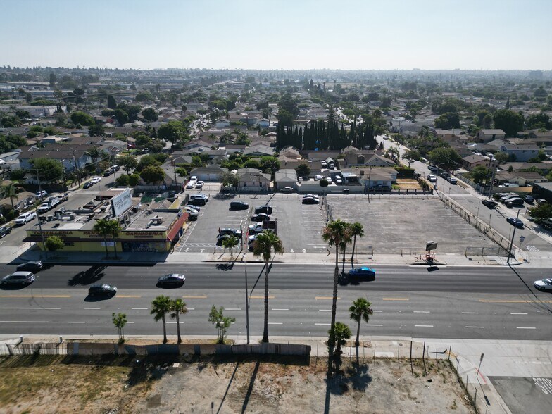 More Photos Of 10500 S Prairie Ave, Inglewood Freestanding For Sale