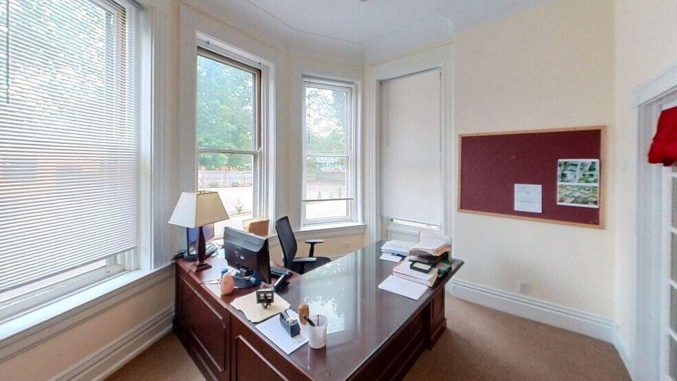 More Photos Of 6111 Madison Rd, Cincinnati Office Residential For Sale
