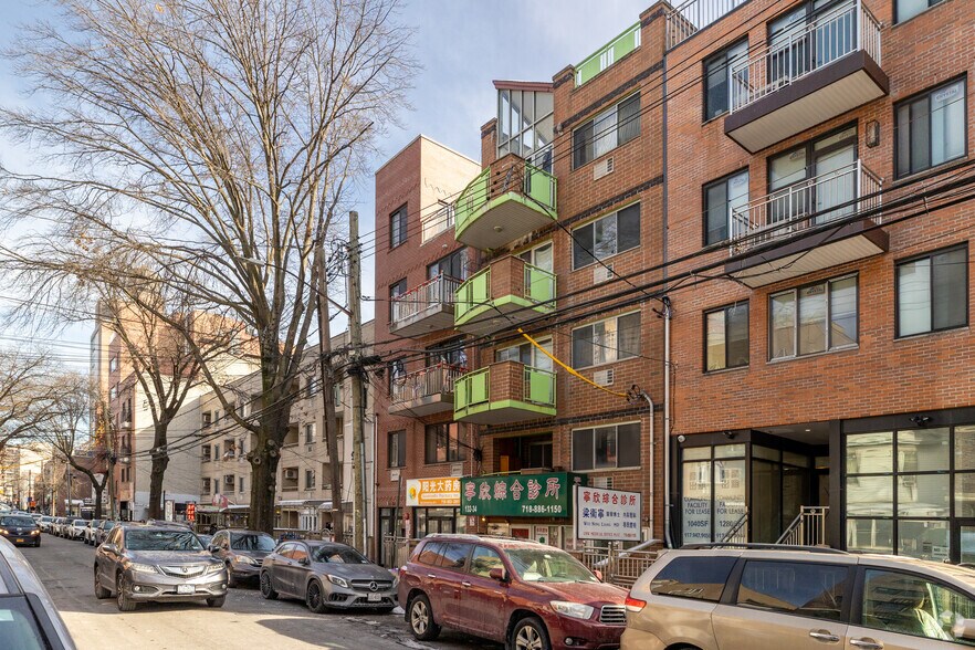 More Photos Of 13236 41st Ave, Flushing Office Residential For Sale