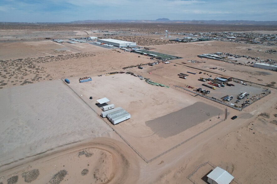 More Photos Of 995 Aguilar St, El Paso Land For Lease