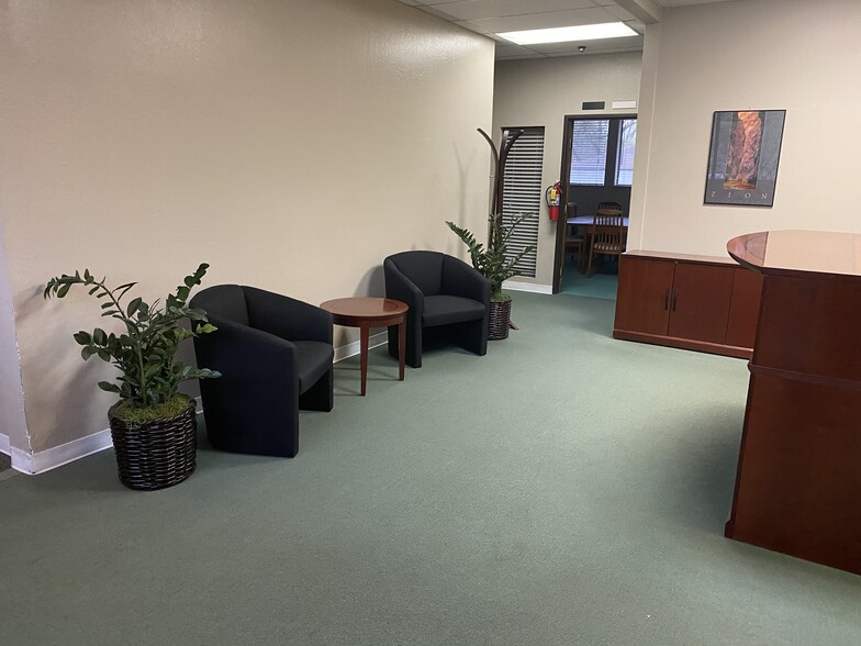More Photos Of 706-724 5th St, Davis Office For Lease