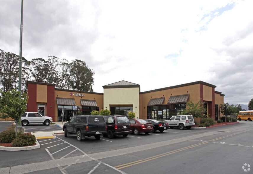 More Photos Of 901-1057 N Main St, Salinas Unknown For Lease