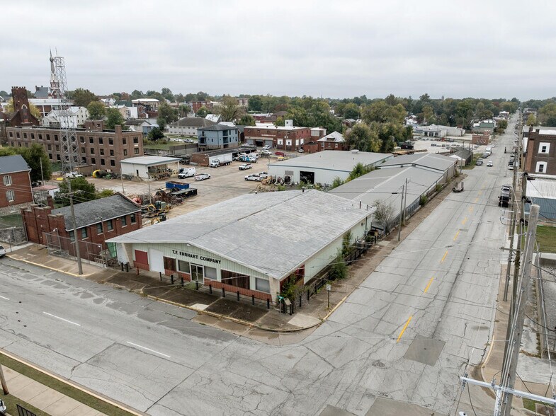 More Photos Of 600 York St, Quincy Industrial For Sale