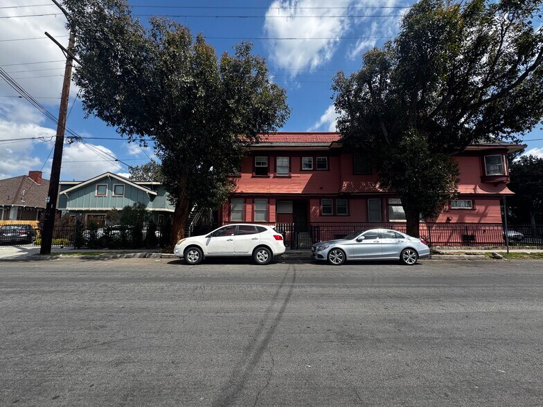 More Photos Of 2119 S Union Ave, Los Angeles Apartments For Sale