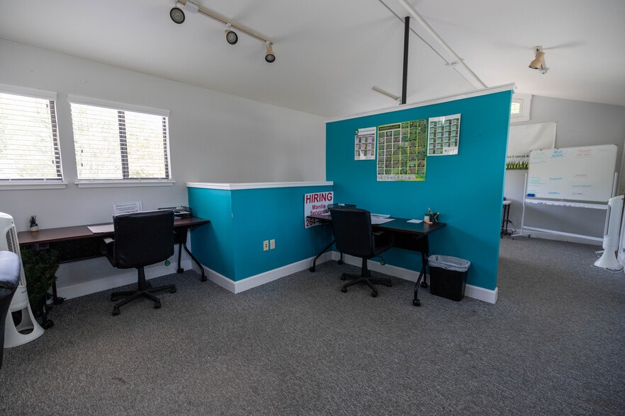 More Photos Of 1524 Smith St, Orange Park Office For Lease