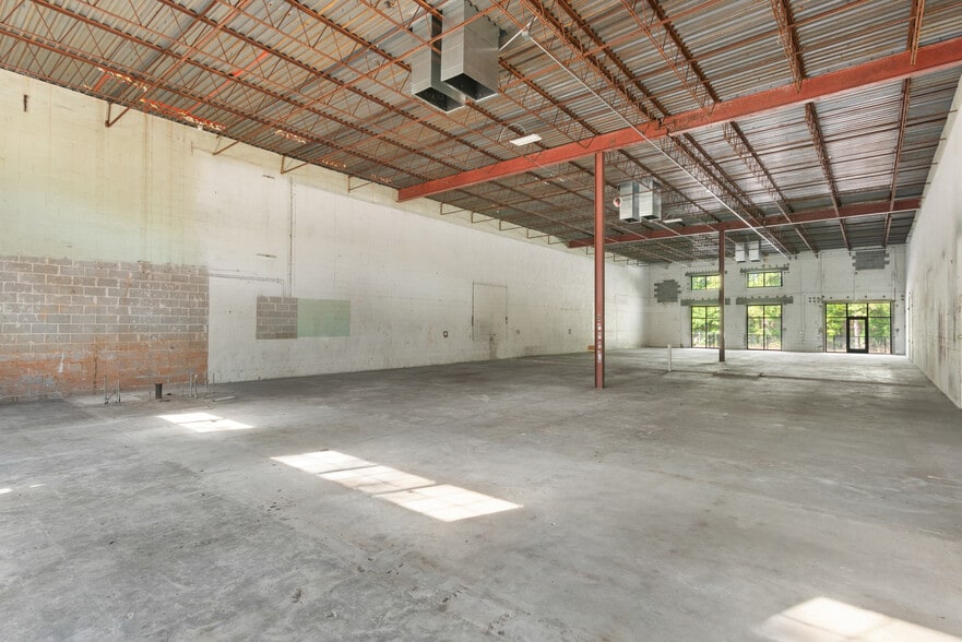 More Photos Of 3586 Pierce Dr NE, Chamblee Office For Sale