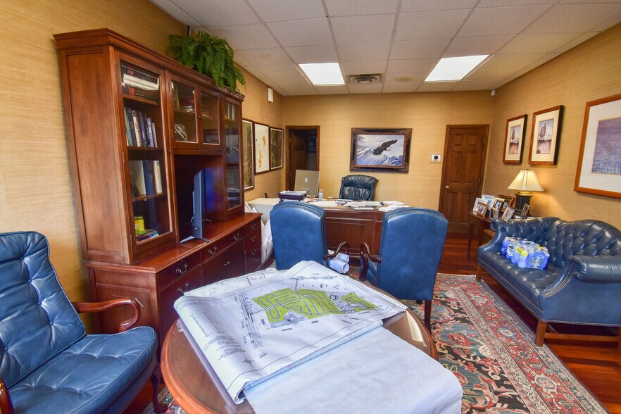 More Photos Of 912 29th Ave, Tuscaloosa Warehouse For Sale