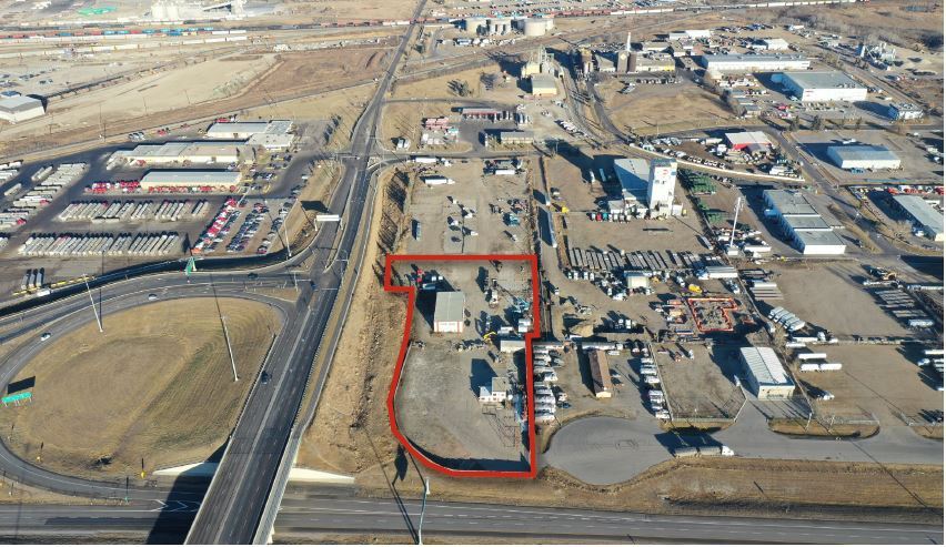 More Photos Of 1810 Yellowhead Trl NE, Edmonton Warehouse For Lease