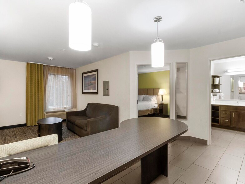 More Photos Of 1220 E Douglas Rd, Granger Hotel For Sale