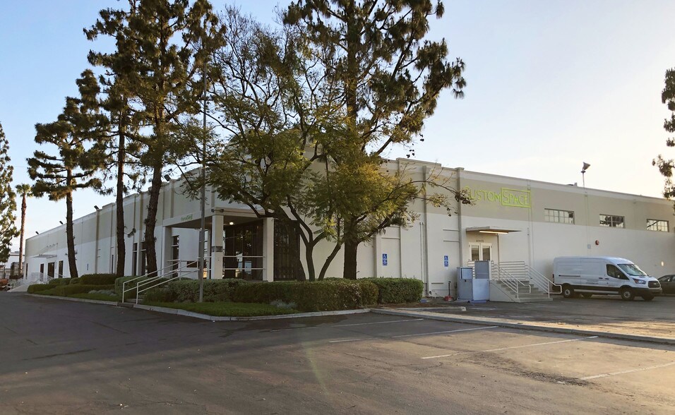 15300 Valley View Ave, La Mirada, CA 90638 Industrial For Lease