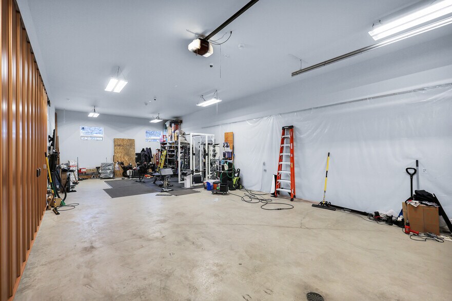 More Photos Of 17612 E Sprague Ave, Spokane Valley Office For Sale