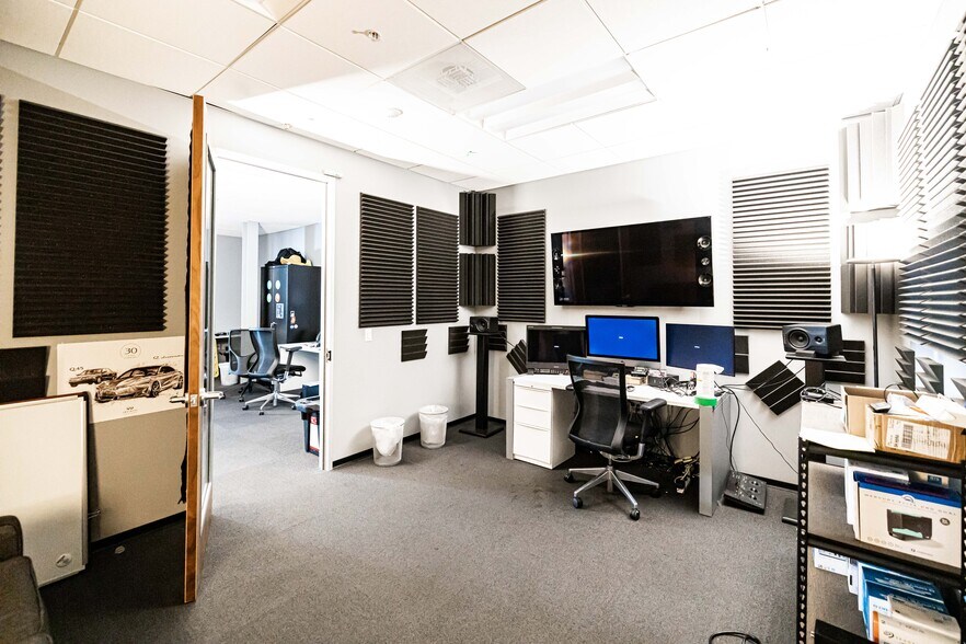 More Photos Of 2221 Rosecrans Ave, El Segundo Office For Lease