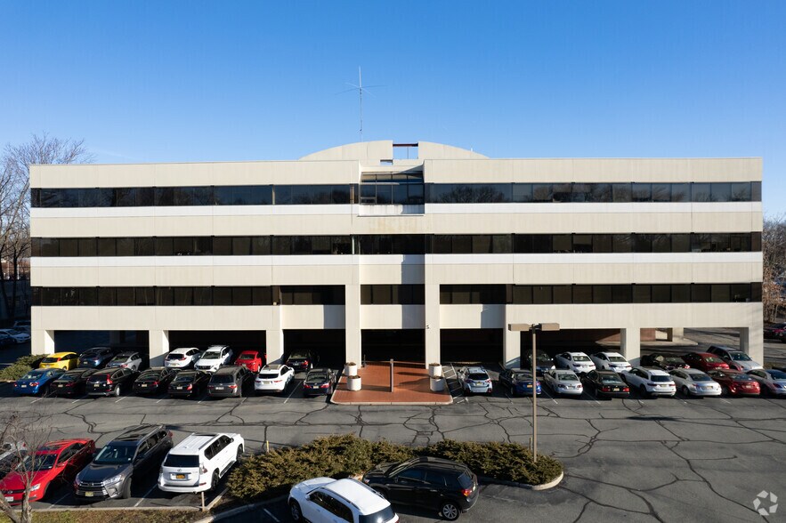 More Photos Of 201 W Passaic St, Rochelle Park Loft Creative Space For Lease