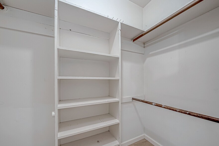 More Photos Of 7315 Housman, Houston Specialty For Lease