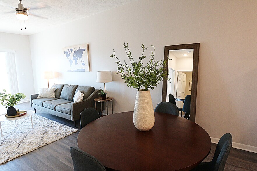 More Photos Of 1015 N 16th St, Omaha Apartments For Sale