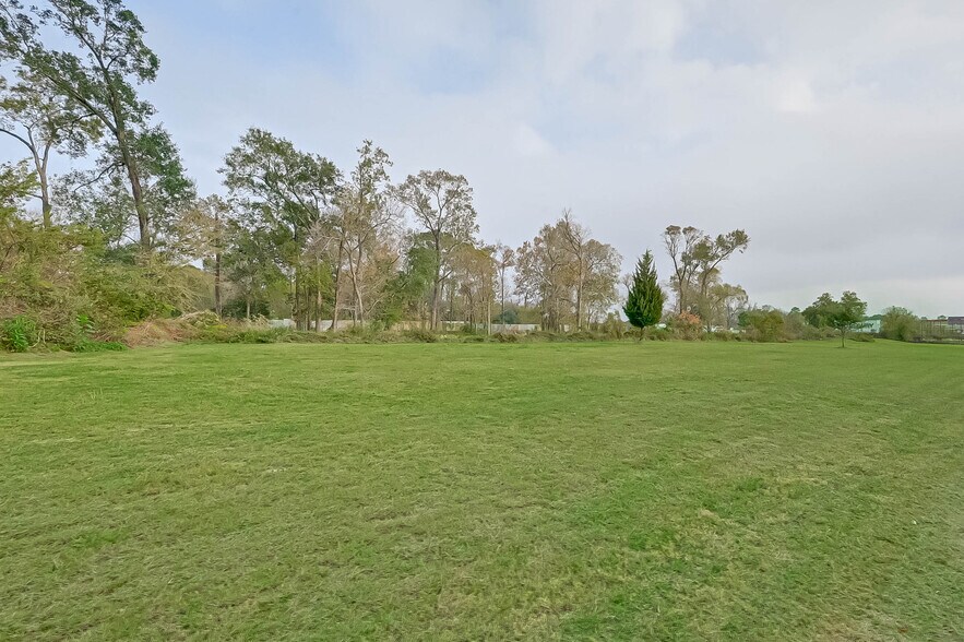 More Photos Of 0000 T C Jester Boulevard, Houston Land For Sale