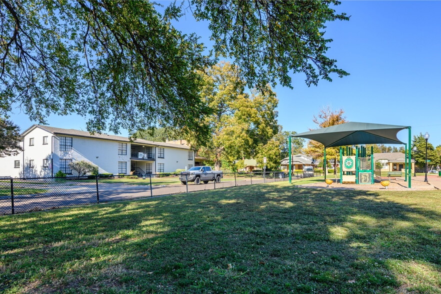 More Photos Of 5317 Junius St, Dallas Apartments For Sale